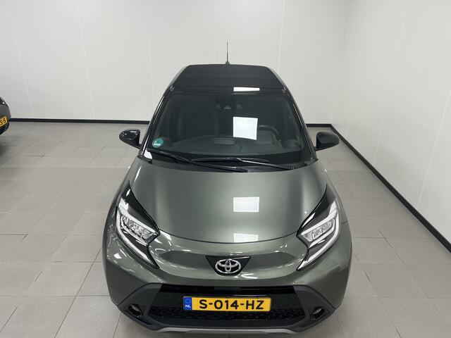Toyota AYGO X 1.0 VVT-i S-CVT ENVY / AUTOMAAT / CABRIODAK / UNIEK! / CAMERA / 18" /