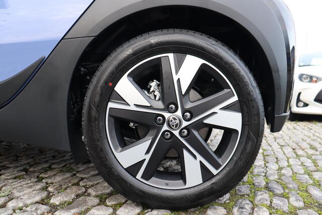 Toyota AYGO X Hybrid 115 pulse, Easy pack, Parkeersensoren, Apple Carplay, Android Auto, Keyless entry!!