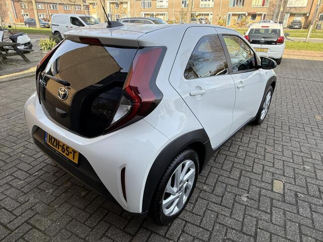 Toyota AYGO X 1.0 VVT-i MT Envy / Airco/ Apple carplay/ Cruise/ Camera/ LED/ Stoelverw/ LMV