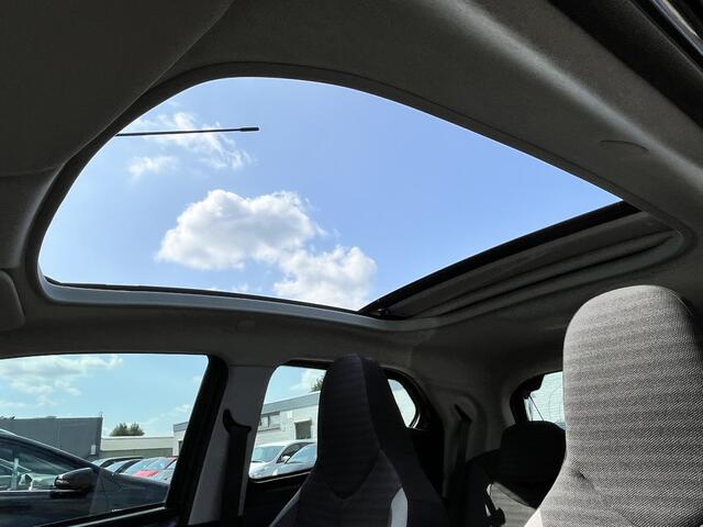 Toyota AYGO 1.0 VVT-i X-Play Cabrio NL Auto Dealer onderhouden Camera