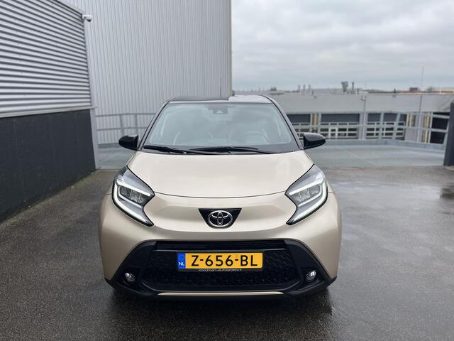 Toyota AYGO X 1.0 VVT-i S-CVT Automaat Pulse Nieuw geleverd, 1e eign. AppleCarPlay/AmdroidAuto, 18" LMV, Privacy glass, Climate control,Adaptieve Cruise control