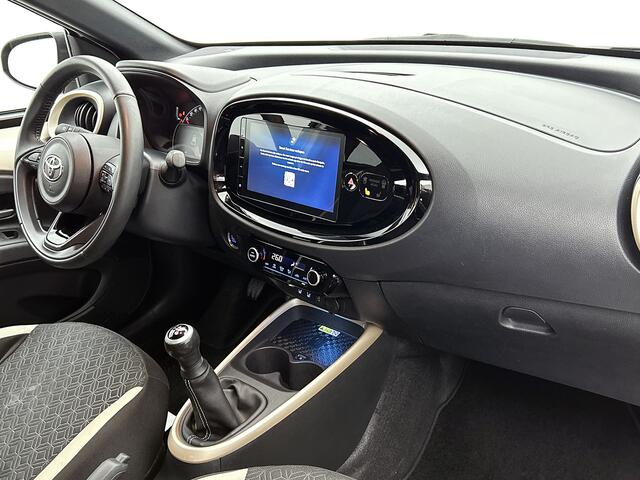 Toyota AYGO X 1.0 VVT-i MT Premium | Stoelverwarming | achteruitrijcamera |