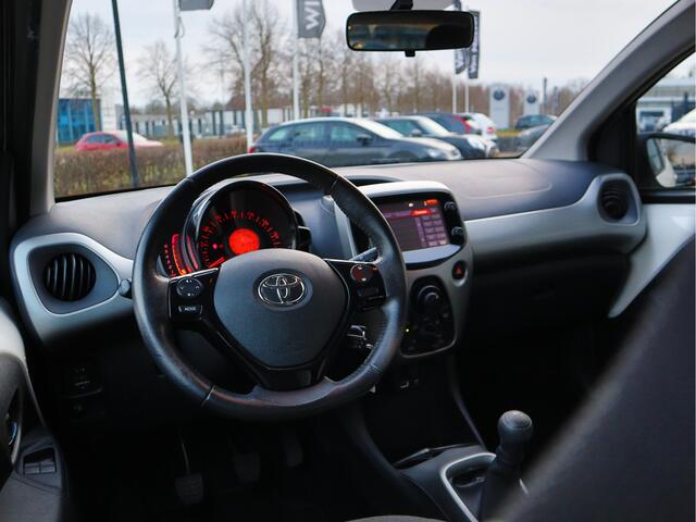 Toyota AYGO 1.0 VVT-i x-cite | Camera | Airco | Apple/Android auto | LED |