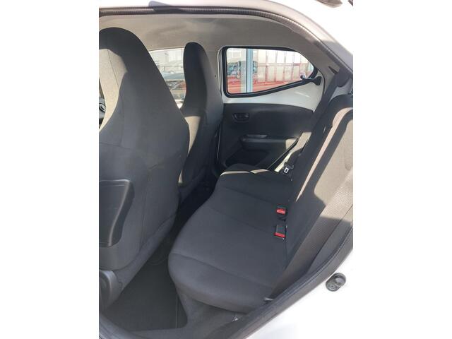 Toyota AYGO 1.0 VVT-i x-fun