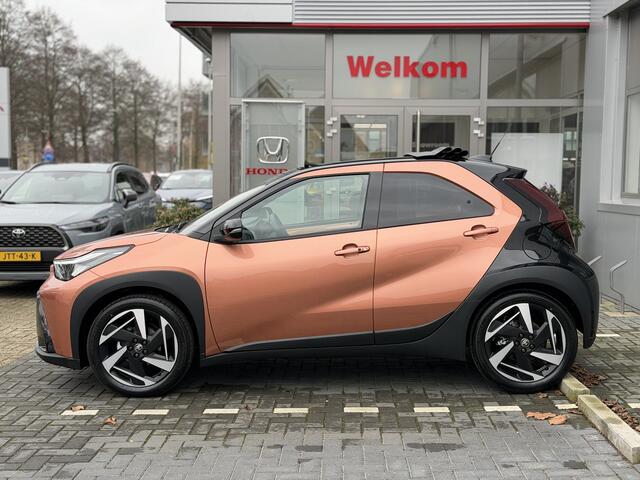 Toyota AYGO X Hybrid 115 Envy Lounge Pack, Cabriodak, JBL