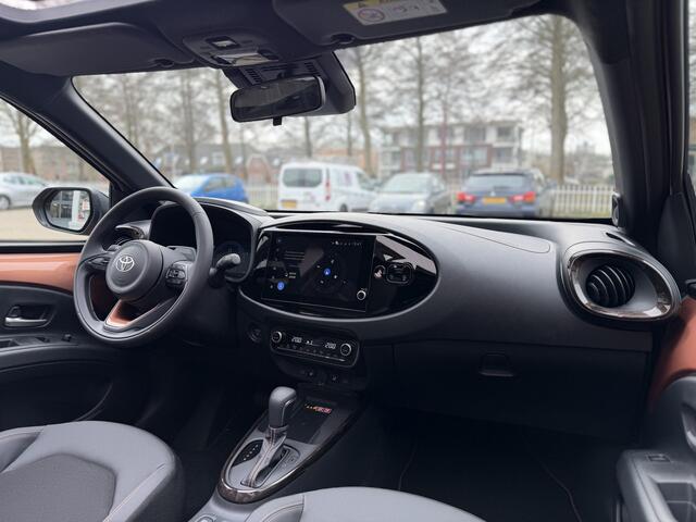 Toyota AYGO X Hybrid 115 Envy Lounge Pack, Cabriodak, JBL