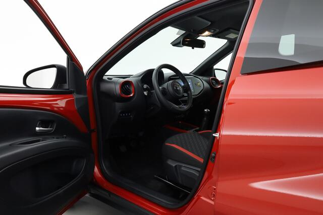 Toyota AYGO X 1.0 VVT-i MT Envy | Adapt. Cruise | Keyless | Apple CarPlay & Android Auto | Camera+PDC | Stoelverw. | DAB