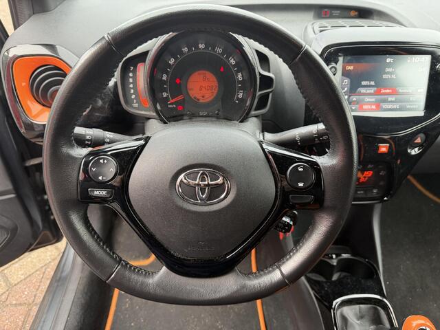 Toyota AYGO 1.0 VVT-i x-JBL | 1e eigenaar | Carplay | Climate Control