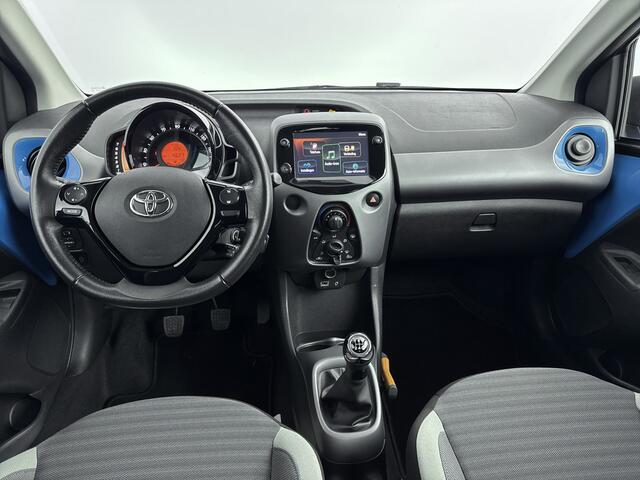 Toyota AYGO 1.0 VVT-i x-play | Apple Carplay/Android Auto | Camera | NL-Auto | Dealeronderhouden | 1E Eig |