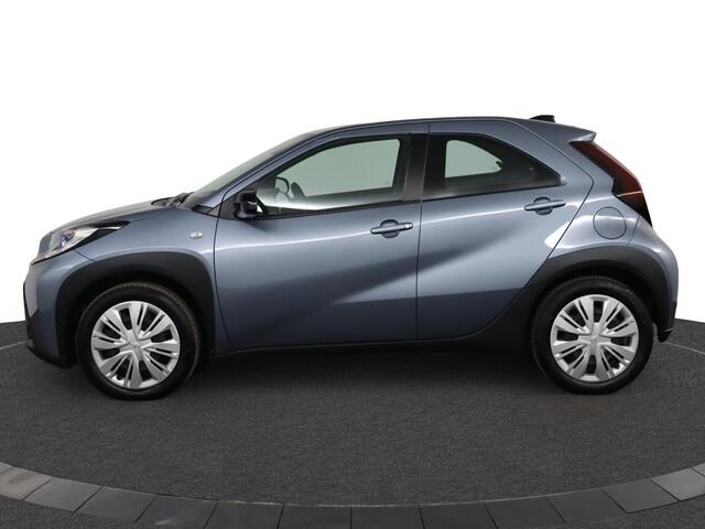 Toyota AYGO X 1.0 VVT-i MT Play | Apple Carplay/Android auto | Parkeercamera | Adaptieve Cruise Control |