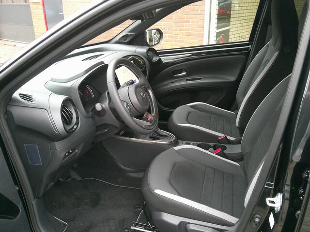 Toyota AYGO X Hybrid 115 GR Sport