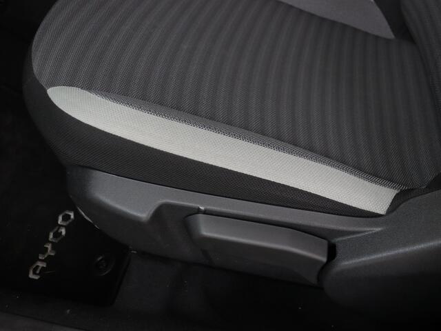 Toyota AYGO 1.0 VVT-i x-joy | BTW Voertuig | Achteruitrijcamera |