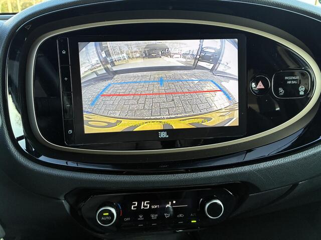 Toyota AYGO X 1.0 VVT-i MT Envy 5-Deurs | Climate control | Navigatie | Camera | 18" LM-Velgen | Elektrisch Pakket | Cruise control | Private-Glass | LED Verlichting | DAB