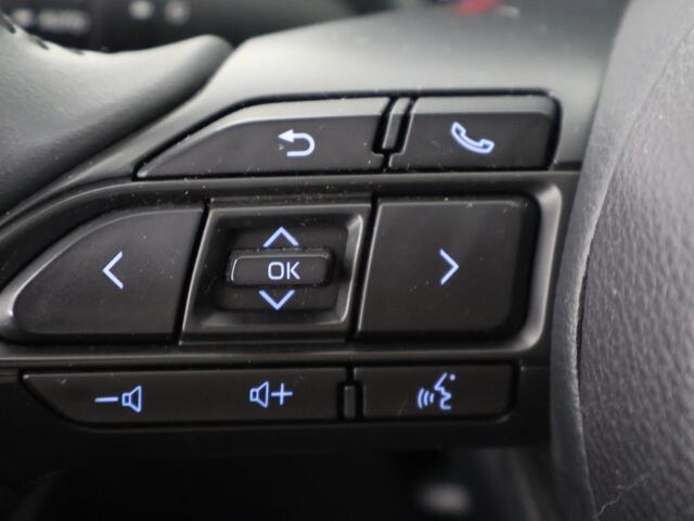 Toyota AYGO X 1.0 VVT-i MT Play Bi-Tone | Apple Carplay & AndroidAUTO | Camera | Privacy Glass |