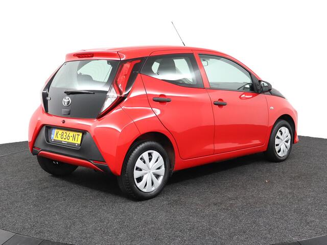 Toyota AYGO 1.0 VVT-i x-fun