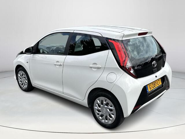 Toyota AYGO 1.0 VVT-i x-play | Apple CarPlay/Android Auto | Achteruitrijcamera| Airco