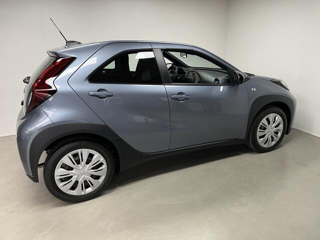 Toyota AYGO X 1.0 VVT-i MT Play Apple Carplay Camera Incl BTW