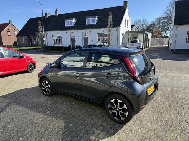 Toyota AYGO 1.0 VVT-i x-play Achteruitrijcamera, automaat