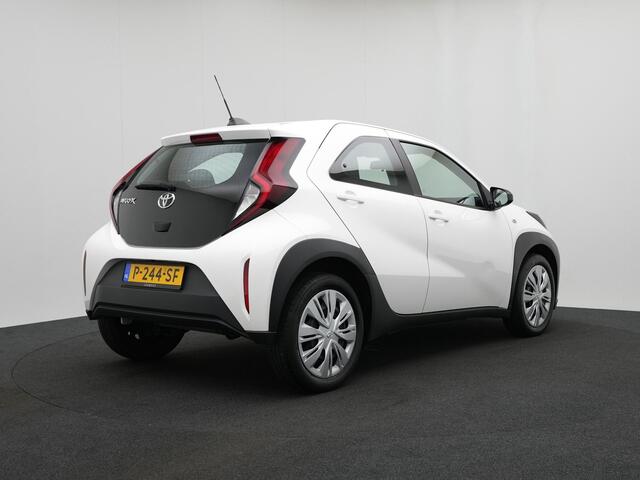 Toyota AYGO X 1.0 VVT-i MT Play | Carplay | Achteruitrijcamera |
