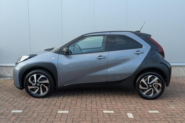 Toyota AYGO X 1.0 VVT-i MT Pulse Achteruitrijcamera, Navigatie met Apple Carplay & Android Auto, Stoelverwarming