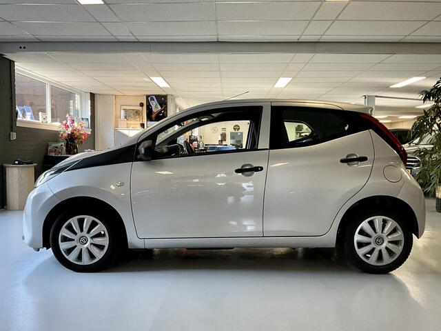 Toyota AYGO 1.0 VVT-i x-fun ** RIJKLAARPRIJS **
