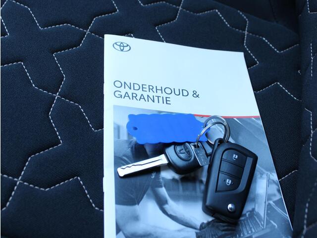 Toyota AYGO X 1.0 VVT-i Envy S-CVT Automaat Leder/Stof Bekleding, Cruise en Climate Control, Carplay/Android Auto
