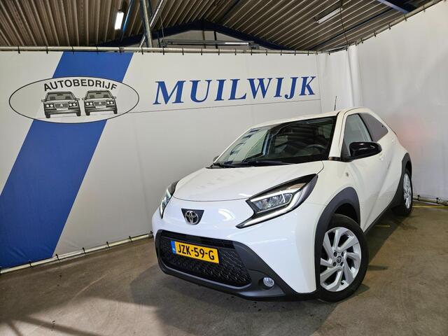 Toyota AYGO 1.0 VVT-i MT Play / Camera / CarPlay