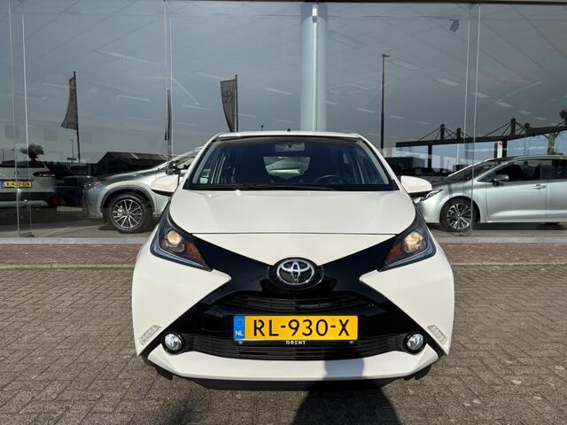 Toyota AYGO 1.0 VVT-i x-play | Airco | Apple Carplay/Android auto | Camera |