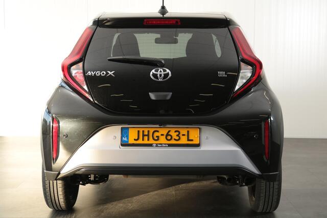Toyota AYGO X 1.0 VVT-i JBL, Parkeersensoren, Stoelverwarming, Half leder, Keyless entry, 18 inch velgen