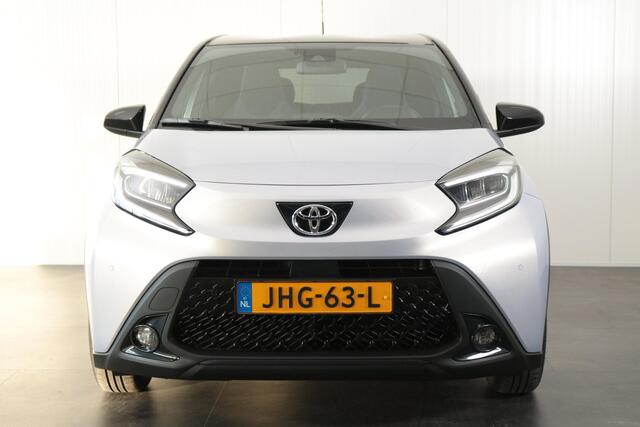 Toyota AYGO X 1.0 VVT-i JBL, Parkeersensoren, Stoelverwarming, Half leder, Keyless entry, 18 inch velgen