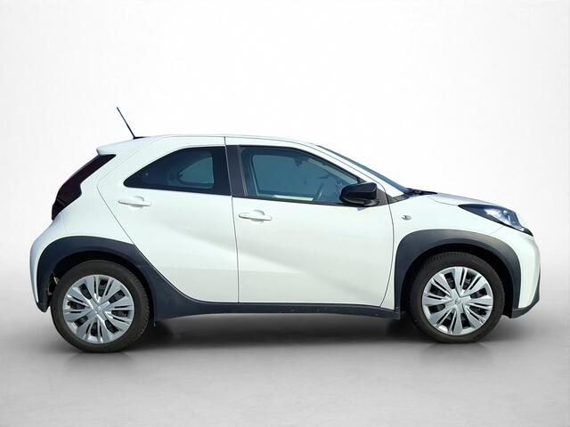 Toyota AYGO X 1.0 VVT-i S-CVT Play Automaat | ¤ 13.402,- ex BTW