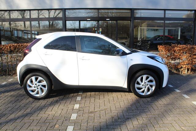 Toyota AYGO X 1.0 VVT-i MT first | Rijklaar | Stoelverwarming | Adapt. Cruise | LED | DAB