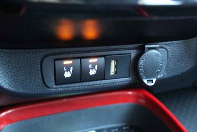 Toyota AYGO X 1.0 VVT-i MT Envy | Rijklaar | Navi | Keyless | PDC | DAB | Camera | Apple/Android | Stoel Verw. | Dealer Onderhouden