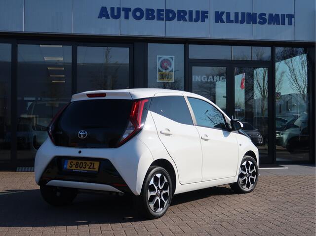 Toyota AYGO 1.0 VVT-i x-play Automaat | Parkeercamera | Carplay |