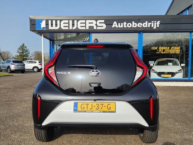 Toyota AYGO 1.0 VVT-I MT Pulse, Climate, Adapt. Cruise, Android/Apple, Bi-Tone