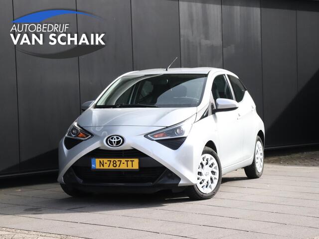 Toyota AYGO 1.0 VVT-i x-play | CAMERA | ELEK. SPIEGELS | BLEUTOOTH | CRUISE | AIRCO |