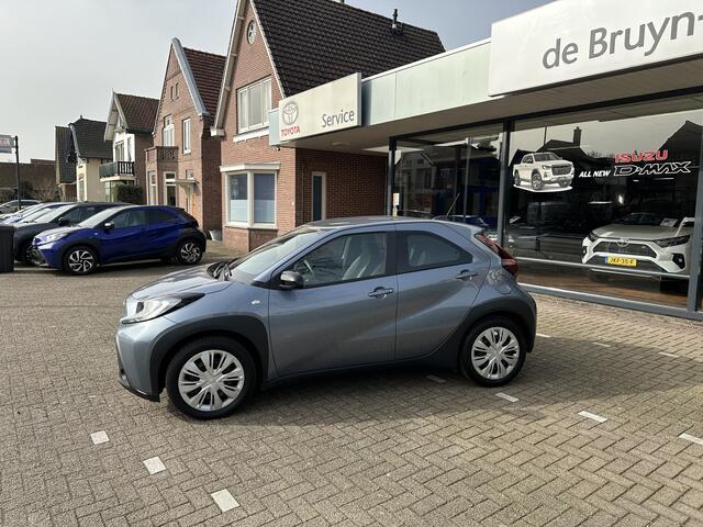 Toyota AYGO X 1.0 VVT-i Play Automaat 1e eigenaar / dealeronderhouden / Apple Carplay / Android Auto / parkeercamera / adaptive cruise control / Toyota 10 jaar garantie programma / Toyota Pechhulppas / rijklaarprijs