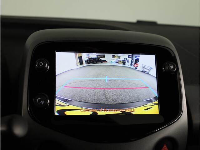Toyota AYGO 1.0 VVT-i x-play | Navigatie | Airco | Parkeercamera | Apple Carplay / Android Auto |