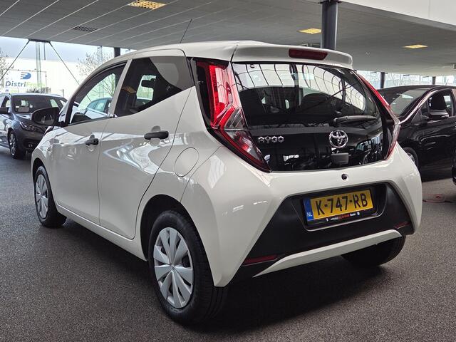 Toyota AYGO 1.0 VVT-i x-fun