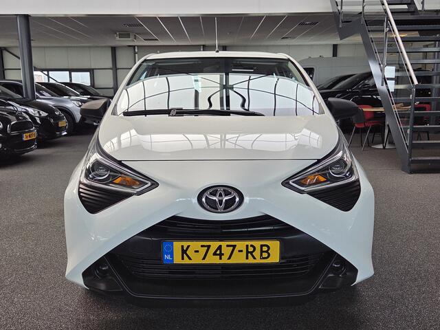 Toyota AYGO 1.0 VVT-i x-fun