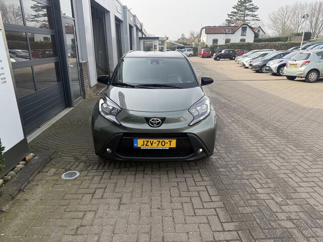 Toyota AYGO X 1.0 VVT-i MT first