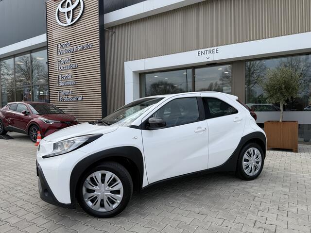 Toyota AYGO X 1.0 VVT-i MT Play | Camera | Carplay | Ad.Cruise