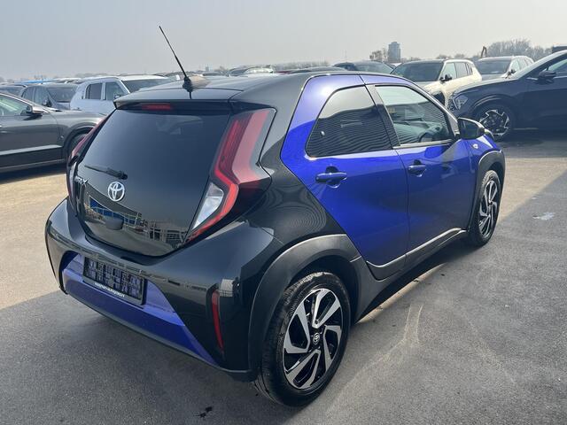 Toyota AYGO X 1.0 VVT-i S-CVT Pulse Automaat, Lichtmetalen velgen, Achteruitrijcamera, Apple Carplay en/of Android auto navigatie