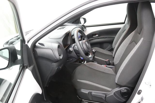 Toyota AYGO X 1.0 VVT-i MT Play | Adaptieve Cruise Control | Airco | 5-Deurs | Apple Carplay | Android Auto |