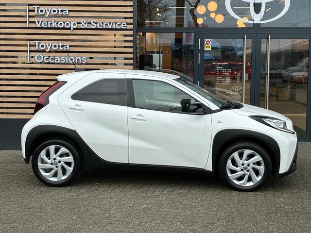 Toyota AYGO X 1.0 VVT-i S-CVT first | Rijklaar | Automaat | Camera achter | LM Velgen
