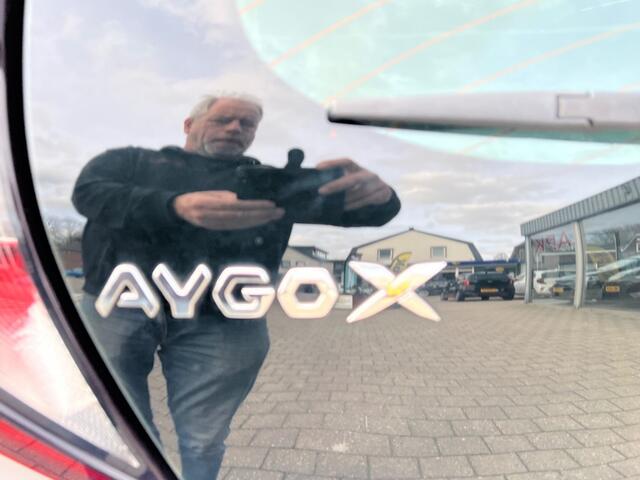 Toyota AYGO 1.0 VVT-I MT PLAY