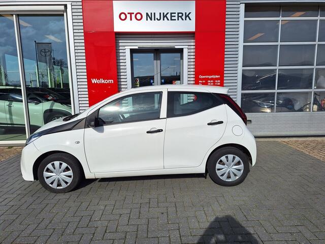 Toyota AYGO 1.0 VVT-i x-fun