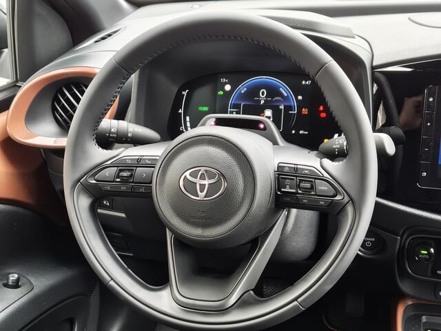 Toyota AYGO X Hybrid 115 Pulse | Easy Pack | Stoelverwarming | Sensoren v/a