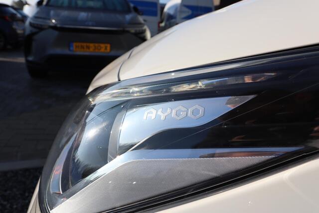 Toyota AYGO 1.0 VVT-i x-fun, Bluetooth, Airco, Elektrische ramen voor, Start / Stop, Speed Limiter.