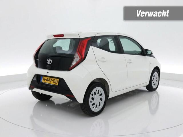 Toyota AYGO 1.0 VVT-i x-play Limited